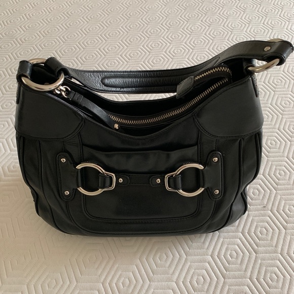 Cole Haan Handbags - Cole Haan black leather shoulder bag